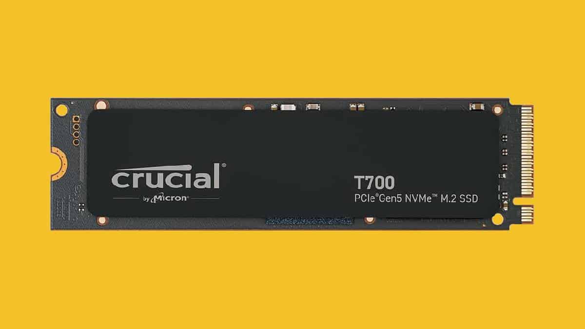 Crucial 4TB Gen5 NVMe M.2 SSD - Up to 12,400 MB/s, DirectStorage, Heatsink  - For Gaming, Video Editing & Design